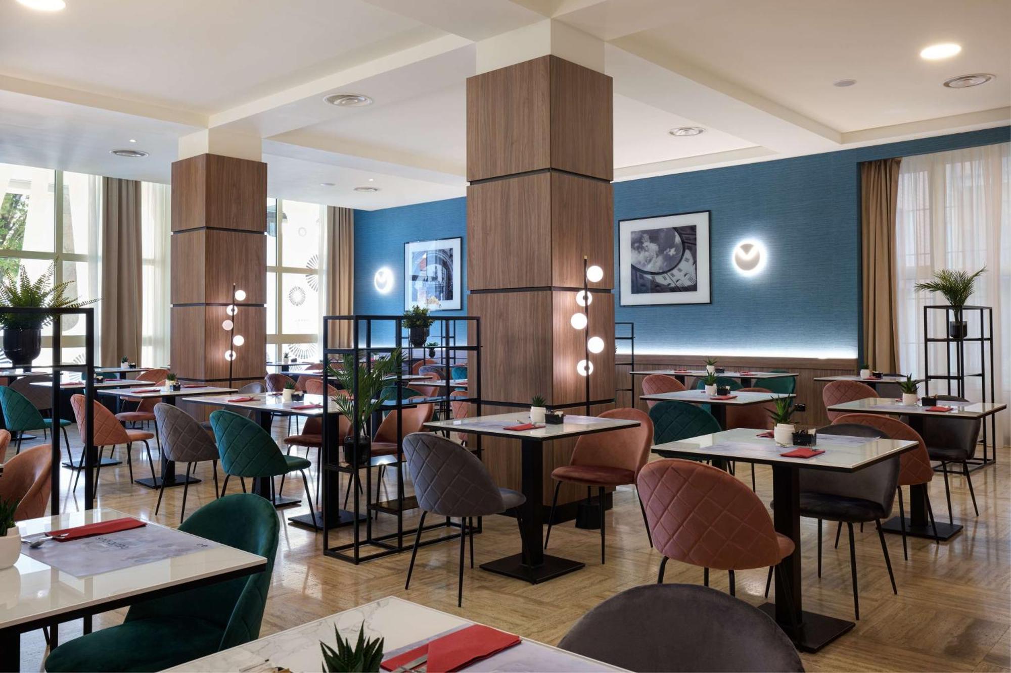 Radisson Hotel Ферара Екстериор снимка